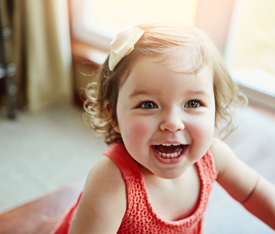 smiling_young_girl_1056x900 (1)